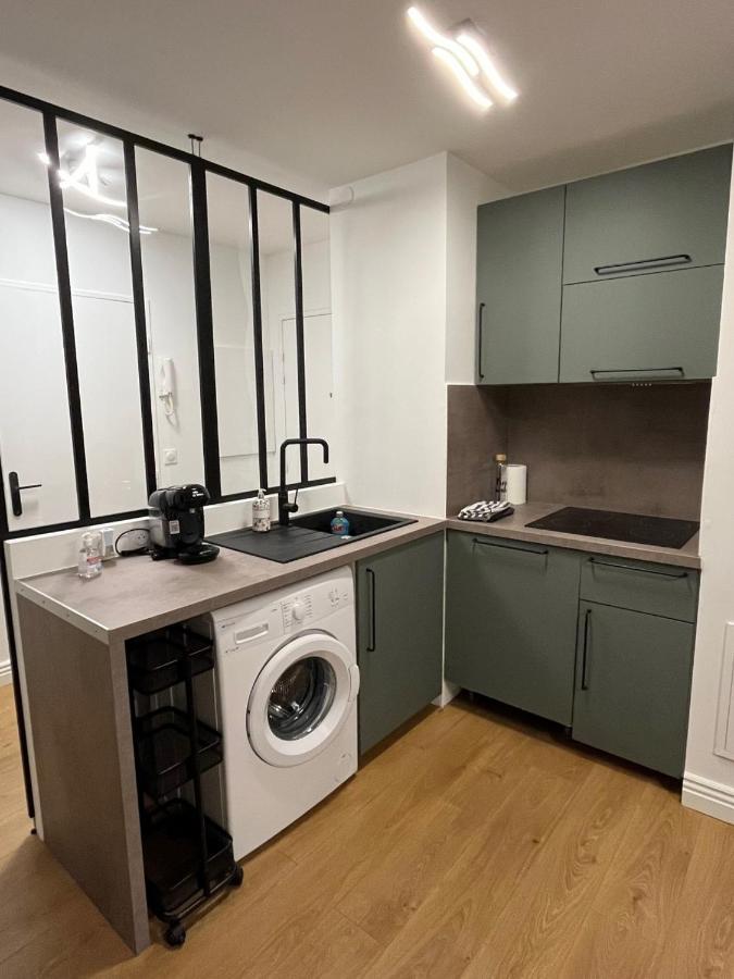 Deux Pieces Cosy A La Croisette Apartment การ์ริแยร์-ซูส์-ปัวซี ภายนอก รูปภาพ